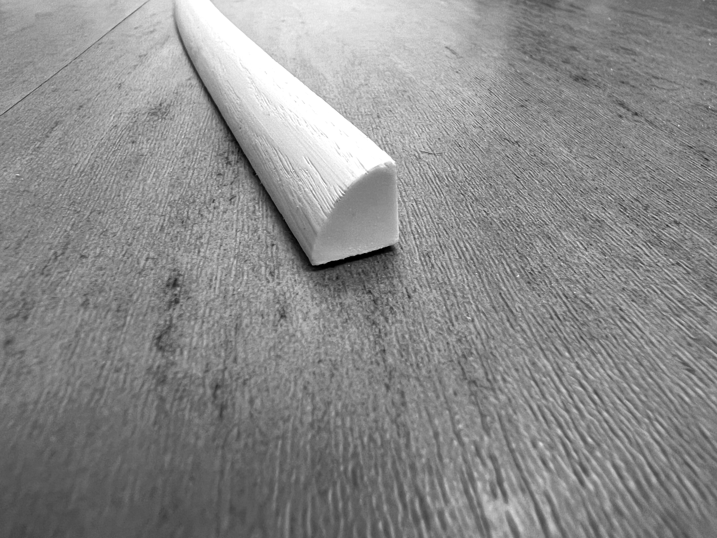 #800 | Flexitions 1/2" Quarter Round Molding