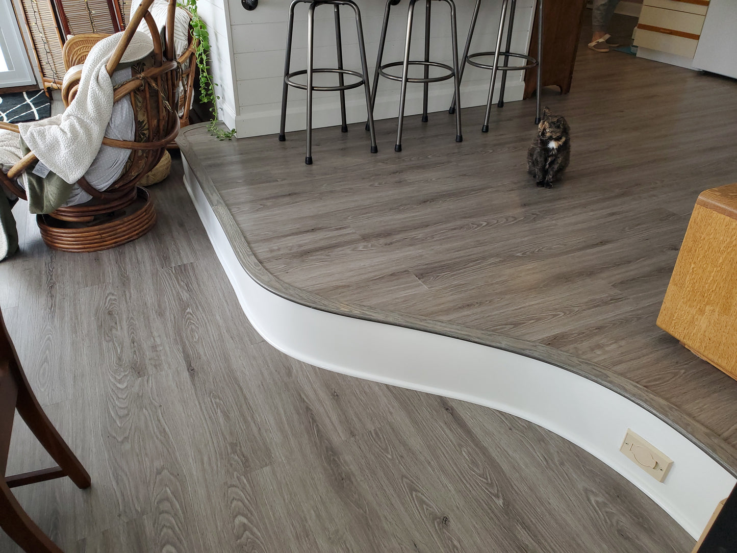 #605 | Flexitions 8" Stair Riser