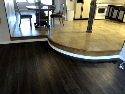 #111 | Flexitions 3/16" Overlap Stair Nose